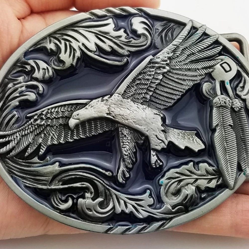 New American Eagle belt buckle feathers